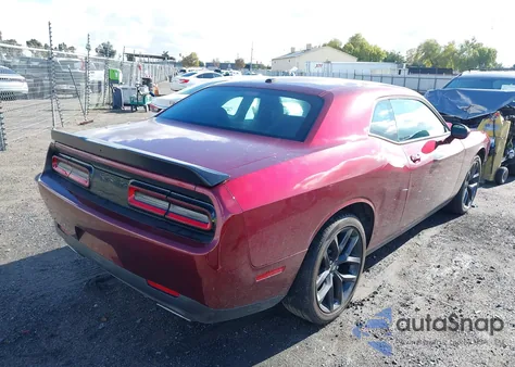 2022 Dodge Challenger Sxt z USA, uszkodzony, nr VIN 2C3CDZAG0NH164826